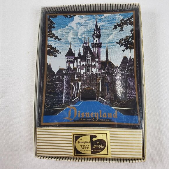 VTG Disneyland Sleeping Beauty Castle Trinket Ash Tray By Houze Art NOS Retired - Picture 8 of 8